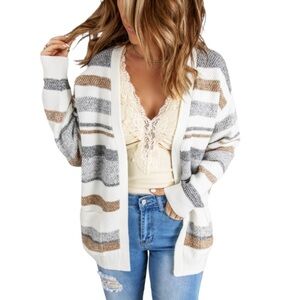 The Perfect Soft Fuzzy Cardigan Oversized size Small White Tan NWT